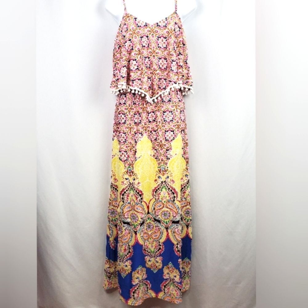 MAGIC Dress - Picture 3 of 7